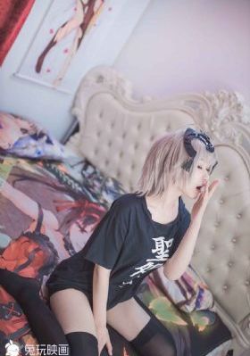 被cao成sao货双性奶水