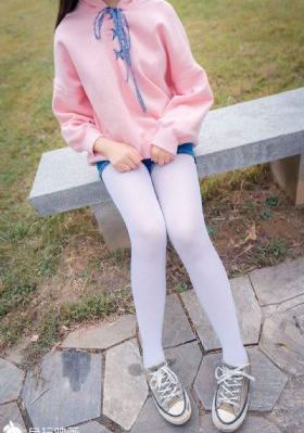 宅男噜噜噜666在线观看