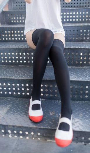 加勒比女海盗在线