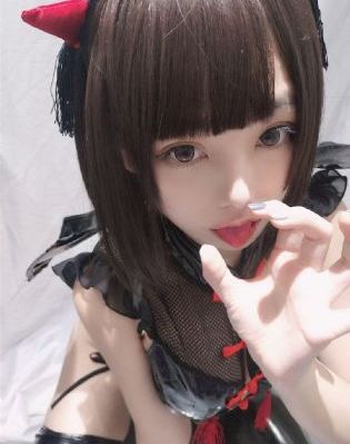 美女被爆羞羞喷水免费