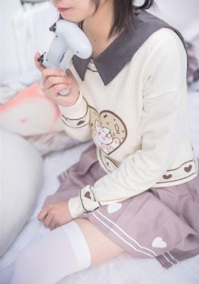 海滩厕所偷窥