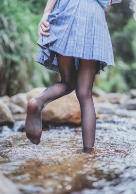 我女朋友的母亲3完整视频带翻译