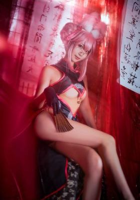 红楼艳青